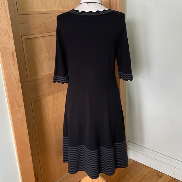 Vince Camuto Black And Grey Cotton Blend Fitted/Flare Midi Dress, Size L - Picture 8 of 14